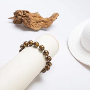 Obsidian - 10mm - 3 Handcrafted heritage lacquer bracelet – A deep black lacquer bangle, blending centuries-old Chinese craftsmanship with a contemporary aesthetic.