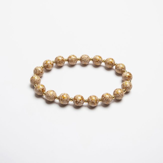 Saturn - 8mm -1 Saturn lacquer bracelet – A luxurious beige lacquer bangle, handcrafted using traditional Chinese lacquerware techniques, embodying sophistication and elegance.