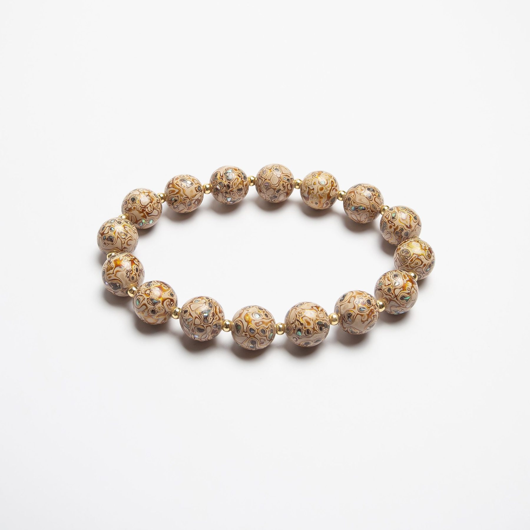 Saturn - 10mm -1 Saturn lacquer bracelet – A luxurious beige lacquer bangle, handcrafted using traditional Chinese lacquerware techniques, embodying sophistication and elegance.