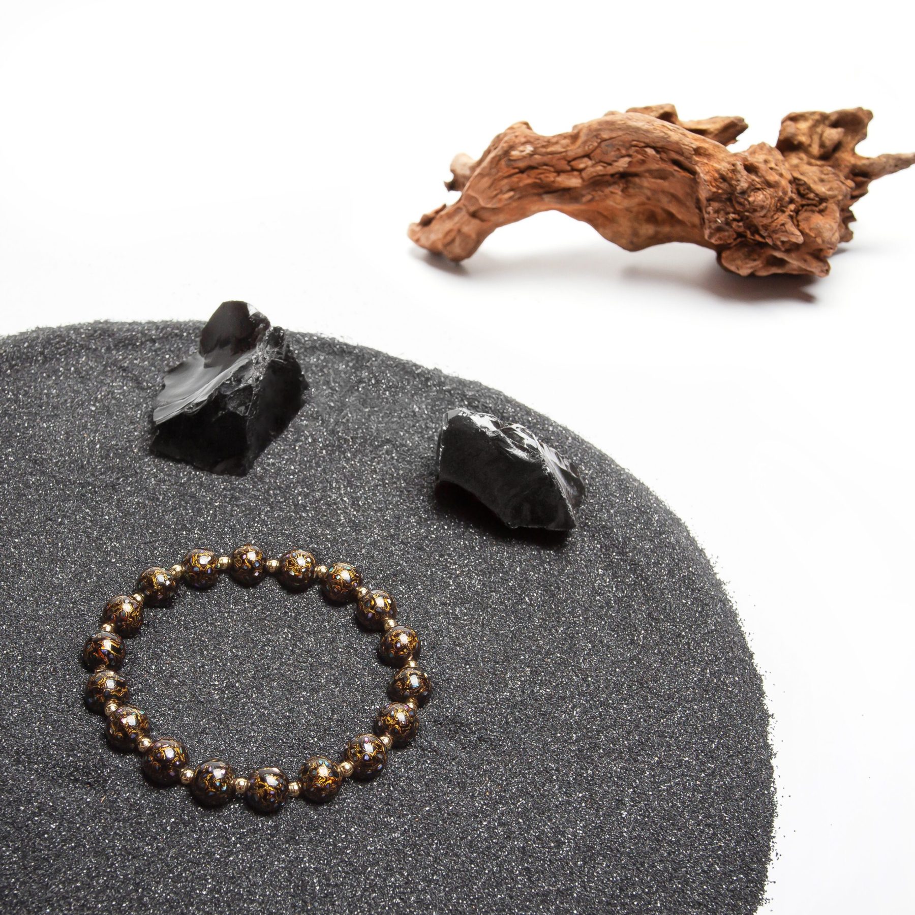 Obsidian - 8mm - 5 Obsidian black lacquerware bracelet – A sleek, elegant bangle, inspired by traditional lacquerware craftsmanship, combining historical artistry with modern design.